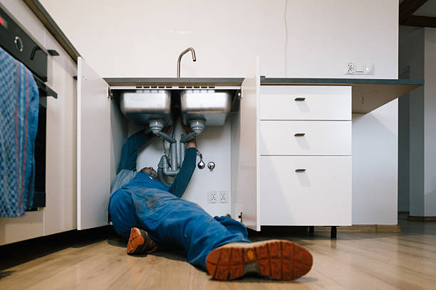 Professional Leak Detection technician working in Gervais, OR